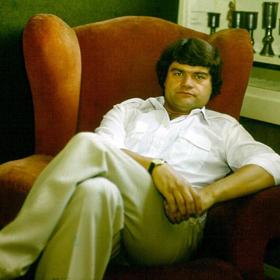 Karel Svoboda: Šťastná léta: Dokument mapuje životní období slavného skladatele, během něhož byl na svém profesním vrcholu.