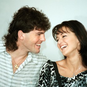 Iva Kubelková chodila s Jaromírem Jágrem dlouhé roky, kdy mullet byl jeho poznávacím znamením.