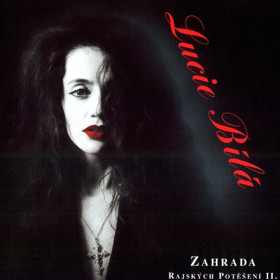 Lucie Bílá a její dlouhé havraní vlasy.