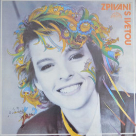 Lidé si Ivetu Bartošovou zamilovali pro její bezprostřední úsměv a rošťácký sestřih. 