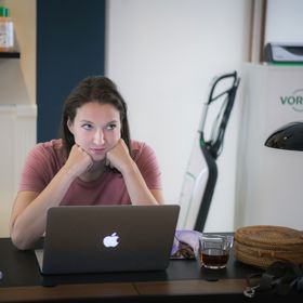 Berenika Kohoutová ztvárnila hlavní postavu Dity, kterou opustí přítel a díky nechtěnému psovi objevuje místní pejskařskou komunitu.