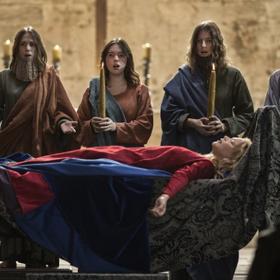 Snímek Benedetta vznikl na motivy knihy Immodest Acts: The Life of a Lesbian Nun in Renassaince Italy od historičky Judith C. Brown.