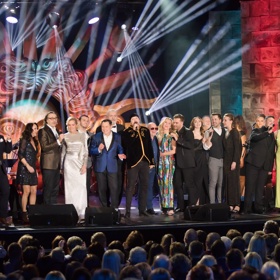 Nechyběly Helena Vondráčková nebo Leona Machálková.