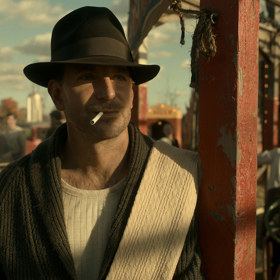 Ulička přízraků: Stanton "Stan" Carlisle (Bradley Cooper) se v cirkusu vypracuje na velkou hvězdu jako takzvaný mentalista, který dokáže číst myšlenky. 