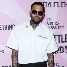 Rihannin předchozí partner Chris Brown, který byl odsouzen za domácí násilí.