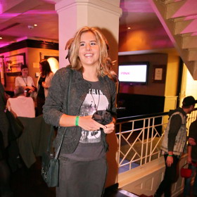 Ne nadarmo se proto Ester Ledecké přezdívá obojživelnice a fanoušky její sportovní nadšení ohromně baví.