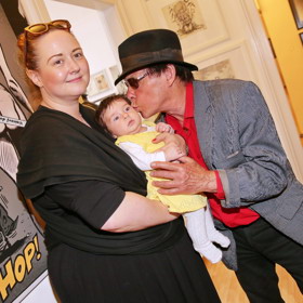 Novinářka Pavlína Saudková přiznala v talkshow Na kafeečko, že během soužití s Janem Saudkem musela čelit několika jeho pokusům o život po boku jiných žen.