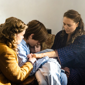 Ve filmu Bůh nepřítel se objeví také Lucie Vondráčková.