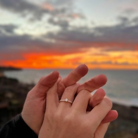 Bývalá přítelkyně Jaromíra Jágra Veronika Kopřivová se na magické datum zasnoubila s modelem Miroslavem Dubovským.
