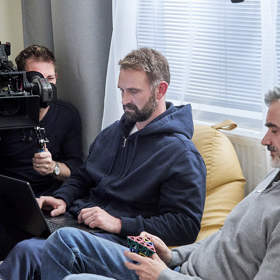 V seriálu si zahrál také Martin Myšička (vpravo).