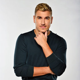 David Gránský se v seriálu ZOO objevuje v roli Alberta Poláka, schopného hezouna, který má rád peníze.