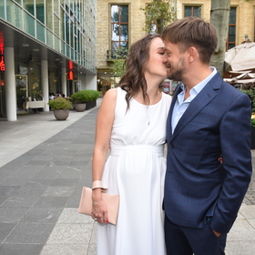 Ve filmu Deníček moderního fotra si Tereza zahrála se svým dlouholetým kamarádem Jiřím Mádlem, proto se na premiéře neváhali přivítat polibkem. Zahráli si spolu už v roce 2006 ve filmu Rafťáci.