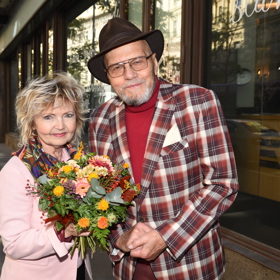 Eva Hrušková s Janem Přeučilem tvoří pár už neskutečných 21 let. Květiny od něj prý dostává často.