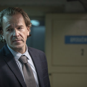 Marek Berger (Stanislav Majer): Státní zástupce s velkou slabostí pro Karlu. Pojí ho s ní nejedno tajemství.