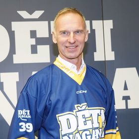 Dominik Hašek může být na svoji úspěšnou dceru pyšný.