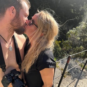 Musím Josefa hodně milovat. Je pravda, že když jsem někde s ním, tak se ničeho nebojím, ale on se bojí o mě.