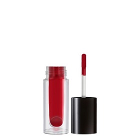 Tekutá rtěnka Mii dodá rtům nezatěžující film matné barvy a zanechá je krásné a přitažlivé. Mii, 648 Kč