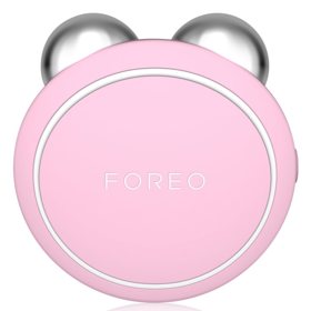 Tónující obličejový přístroj tonizuje pleť, jemně ji masíruje, zpevňuje a napomáhá k jejími rozzáření. Foreo, 4740 Kč