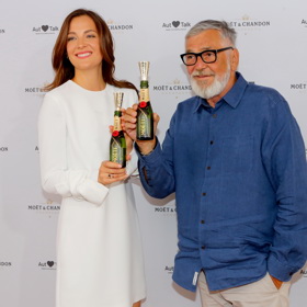 Také Jiří Bartoška si našel čas pro podporu Nadačního fondu AutTalk, a to v rámci Mezinárodního filmového festivalu Karlovy Vary. 