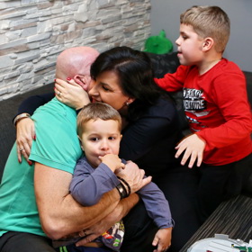 S manželem Radkem vychovává syny Adriana (7) a Sebastiana (5).