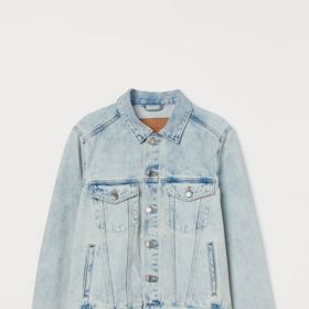 Světlá denimová dámská bunda. H&M, 849 Kč