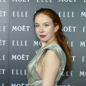 Anna Doláková je mladou herečkou, která v péči o pleť, vlasy a také o tělo preferuje přírodní kosmetiku.