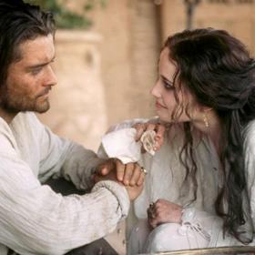 Orlando Bloom má štěstí na kováře, jednoho si zahrál i ve filmové sérii Piráti z Karibiku.