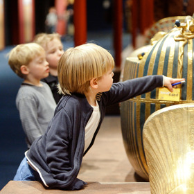 ...a za dohledu předních světových egyptologů.