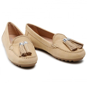 Béžové kožené mokasínky s ozdobou na špičce. GEOX, 2224 Kč