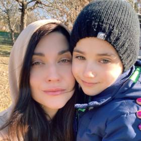 Zpěvačka svému synovi přezdívá Pan Obočíčko. Je evidentní proč.