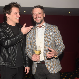 Muzikant se u baru potkal s hercem Ondřejem Kavanem.