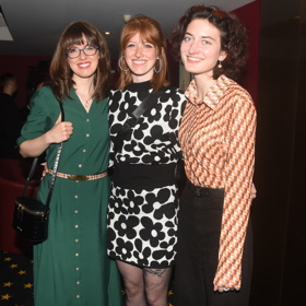 Dcera Adély Gondíkové Nela (vpravo) vyrazila do kina s dcerami Jiřího Langmajera Julií a Terezou.