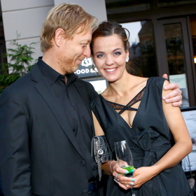 Miliardář Karel Janeček a jeho manželka Lilia Khousnoutdinová, která se dlouhodobě věnuje ženským tématům.