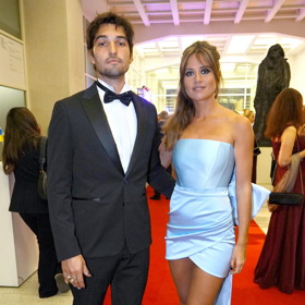 Emma Smetana a Jordan Haj při příchodu na Anděly. 