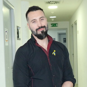 Zpěvák Václav Noid Bárta je ve fitku jako doma. Formu si udržuje také stravou, abstinencí a silnou motivací. I on by se zúčastnil soutěže v kulturistice a fitness.