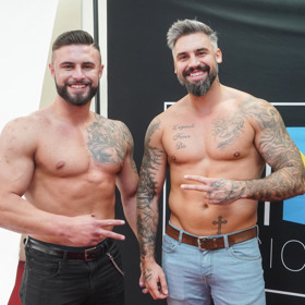 Josef Kůrka (vpravo), který vyhrál soutěž Muž roku před šesti lety, pracoval jako bachař.