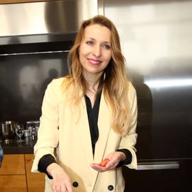 Tereza Bebarová aktuálně moderuje druhou řadu televizního pořadu Peče celá země. Jak nám v rozhovoru prozradila, leccos se zde přiučila.