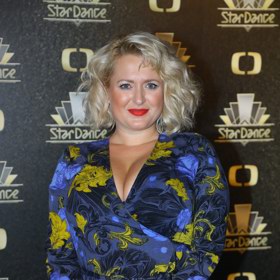 Pleť krásné herečky Miluše Bittnerové dostává často zabrat. V roce 2016 účinkovala v taneční soutěži StarDance.