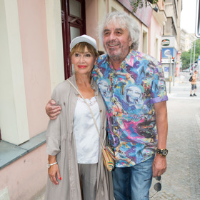 Současný manžel Jiří Pracný se do Petry Černocké zamiloval díky kapele.