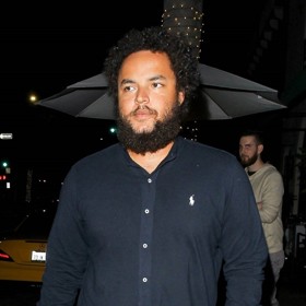 Connor žije stranou zájmu médií. Na prahu dospělosti se sice párkrát pokoušel prosadit u filmu, ale nakonec svou snahu vzdal a raději se věnuje hlubinnému rybolovu, který ho podle všeho naplňuje.
