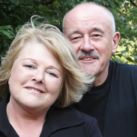 Petr Ulrych přiznává, že se občas se ségrou pohádají a že čím jsou starší, tím jsou ty hádky zapřenější a směšnější.
