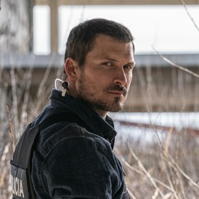 Ultimátum: Policejní vyjednávač Dan Andrik (Ján Koleník) se jednoho dne octne ve složité situaci.