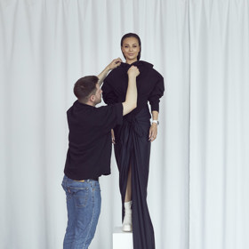 Zoltán Tóth je v módním průmyslu dobře známým pojmem, přesto s Monikou Bagárovou spolupracoval poprvé.