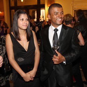 Rok 2013 a předávání diváckých cen TýTý. Moderátora doprovází nejstarší dcera Vanessa. Té bude brzy třicet a v Dánsku má talentovaného přítele.