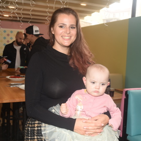 Ornella Koktová znovu otěhotněla pouhý půlrok od porodu prostředního synka Svena. Před rokem se jí tak narodila vysněná holčička Lilianne.