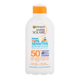 Mléko na opalování pro citlivou dětskou pokožku Garnier Ambre Solaire Kids Protection Lotion SPF50+. Garnier, 226 Kč 