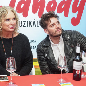 Už v létě budeme moci Světlanu Nálepkovou vidět v novém muzikálu Hudebního divadla Karlín Slunce, seno, jahody.