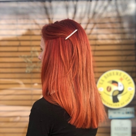 Pyšní se jí pouze 1 až 2 % populace.