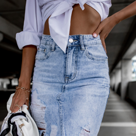 Světle modrá denim sukně. Erika FASHION, 690 Kč