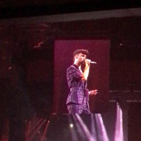 Show se skládala z jeho nejznámějších písní, nechyběla řada zajímavých hostů jako třeba vítěz SuperStar 2021 Adam Pavlovčin.